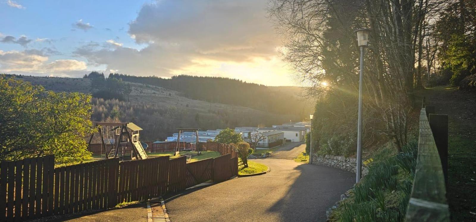 Blairgowrie and Rattray Corriefodly Holiday Park מראה חיצוני תמונה